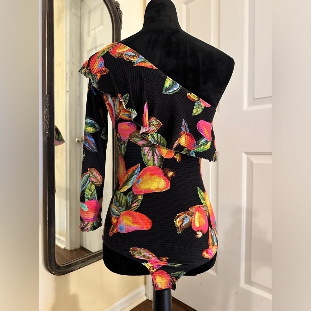 FARM Rio one shoulder Cashew body suit - Picture 3 of 9